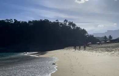 Imagem 9: Casa temporada Ubatuba. Piscina, Churrasqueira, 3 Vagas na garageme2 Dormitórios