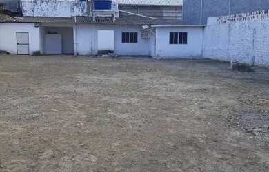 Imagem: O depósito possui 5 Vagas na garagem, 1.000m² de Área e