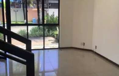 Imagem: A casa em condomínio possui 3 Dormitórios, 2 Banheiros, 2