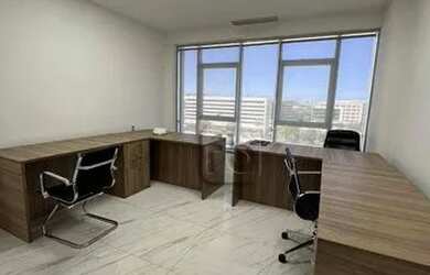 Imagem: Sala comercial/ 25m2 / vista de frente / Mobiliado / andar médio