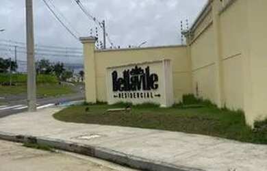 Imagem: A casa em condomínio possui 3 Dormitórios, 3 Banheiros, 2