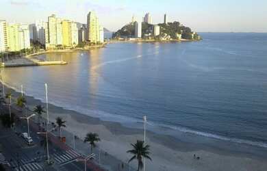 Imagem: O apartamento possui 1 Dormitório, 1 Banheiro, 1 Vaga na garagem