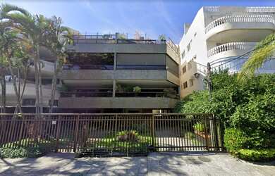 Imagem: O apartamento na cobertura possui 3 Dormitórios, 1 Banheiro