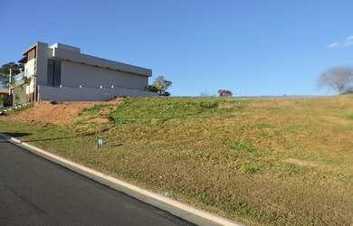 Imagem 8: Lote/Terreno para venda possui 300 metros quadrados em Jardins Bolonha...