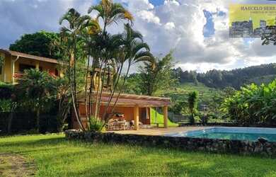 Imagem: A chácara possui 1.000m² de Área e está localizado em Portão