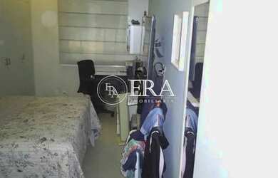 Imagem: O apartamento possui 1 Dormitório, 2 Banheiros, 1 Vaga na garagem