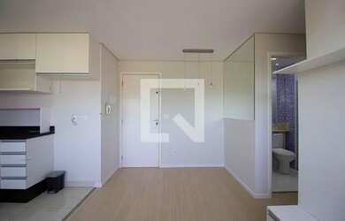 Imagem 4: Apartamento à Venda - Vila Carmosina, 2 Quartos, 47 m2