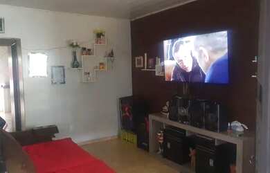 Imagem: A casa em condomínio possui 2 Dormitórios, 2 Banheiros, 2