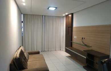 Imagem: O apartamento possui 2 Dormitórios, 1 Banheiro, 2 Vagas na