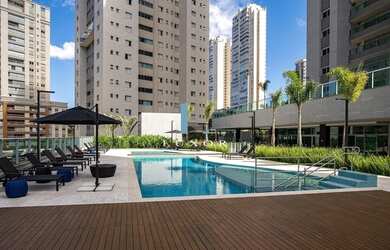 Imagem: O apartamento possui 4 Dormitórios, 5 Banheiros, 4 Vagas na