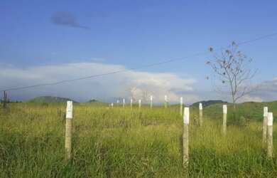 Imagem: O terreno possui 600m² de Área e está localizado em Jardim