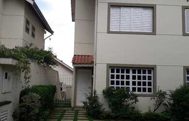 Imagem: A casa em condomínio possui 3 Dormitórios, 3 Banheiros, 2