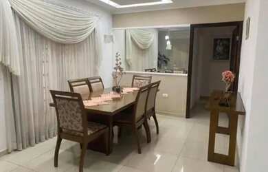 Imagem 2: VENDO ESSA CASA NO FLORES PRÓXIMO AO RESTAURANTE MIRA FLORES