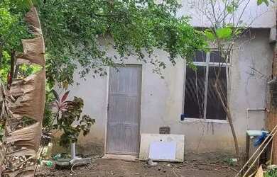 Imagem: A casa possui 2 Dormitórios, 2 Banheiros, 3 Vagas na garagem