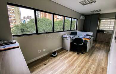 Imagem: Sala comercial para Locação no bairro Portão, Curitiba-PR