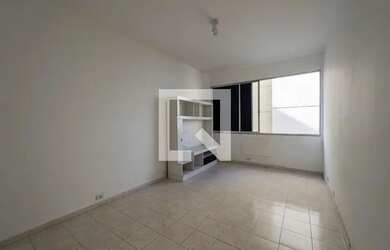 Imagem: O apartamento possui 2 Dormitórios, 2 Banheiros, 65m² de Área