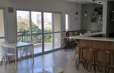 Imagem: O apartamento para alugar possui 1 Dormitório, 2 Banheiros