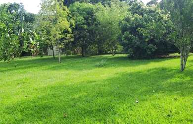 Imagem: O terreno possui 1.000m² de Área e está localizado em Guapimirim