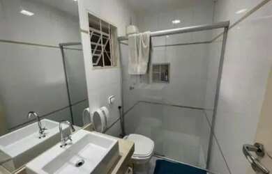 Imagem 6: VENDO ESSA CASA NO FLORES PRÓXIMO AO RESTAURANTE MIRA FLORES