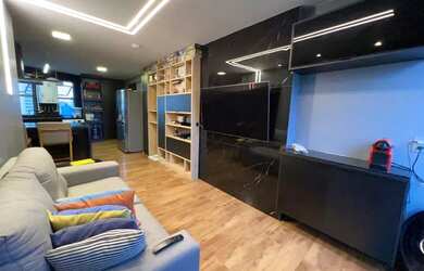 Imagem: O apartamento possui 2 Dormitórios, 2 Banheiros, 1 Vaga na