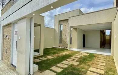 Imagem: A casa possui 3 Dormitórios, 2 Banheiros e 1 Vaga na garagem