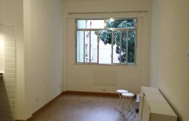 Imagem: A kitnet possui 1 Dormitório, 1 Banheiro, 20m² de Área e