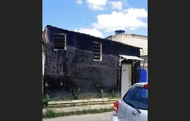 Imagem: A casa possui 1 Dormitório, 1 Banheiro, 56m² de Área e está