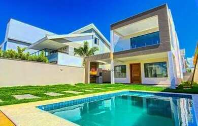 Imagem: A casa em condomínio possui 4 Dormitórios, 5 Banheiros, 3