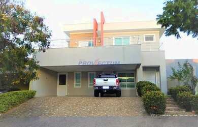 Imagem: A casa em condomínio possui 3 Dormitórios, 5 Banheiros, 3