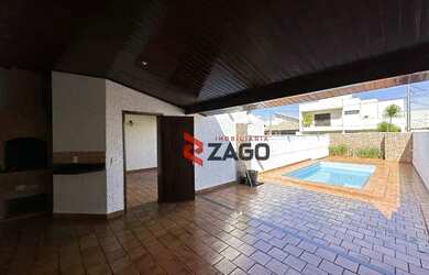 Imagem: A casa em condomínio possui 3 Dormitórios, 4 Banheiros, 4