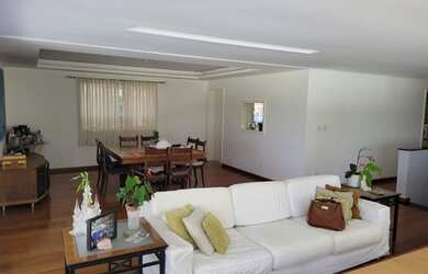 Imagem 8: LINDA RESIDÊNCIA COM VISTA DESLUMBRANTE