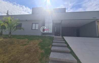 Imagem: A casa em condomínio possui 3 Dormitórios, 5 Banheiros, 4