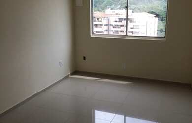 Imagem 4: Apartamento. Piscina, Varanda, 70m² de Áreae1 Vaga na garagem