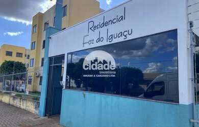 Imagem: O apartamento possui 3 Dormitórios, 1 Banheiro, 1 Vaga na garagem