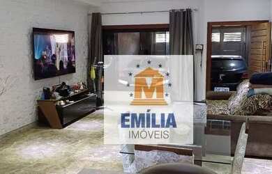 Imagem: A casa possui 2 Dormitórios, 1 Banheiro, 2 Vagas na garagem