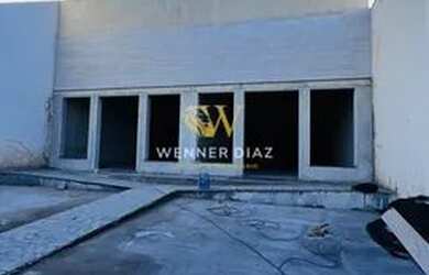 Imagem: O depósito possui 4 Vagas na garagem, 440m² de Área e está