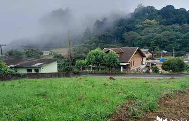 Imagem: O terreno possui 702m² de Área e está localizado em Nova