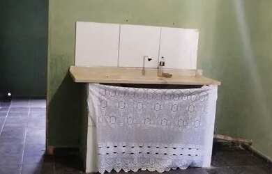 Imagem: A casa possui 2 Dormitórios, 2 Banheiros e está localizado