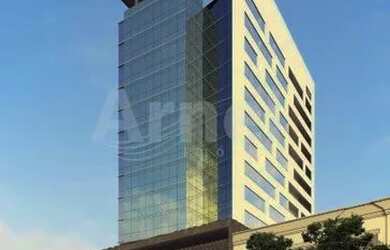 Imagem: O depósito à venda possui e está localizado em Centro, Passo