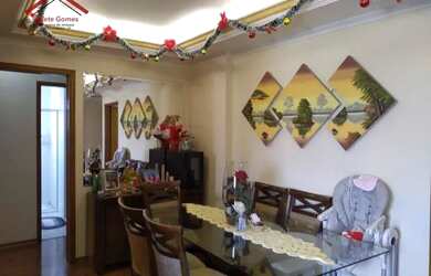 Imagem: O apartamento possui 3 Dormitórios, 1 Banheiro, 2 Vagas na