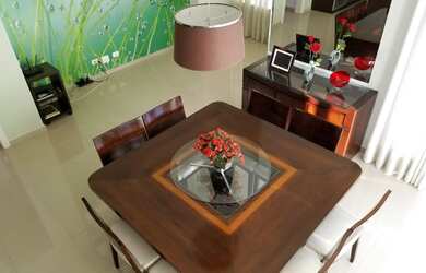 Imagem: O apartamento possui 3 Dormitórios, 5 Banheiros, 3 Vagas na