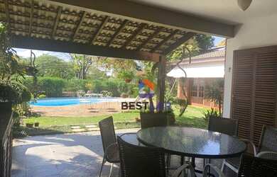 Imagem: A casa em condomínio possui 4 Dormitórios, 5 Banheiros, 5