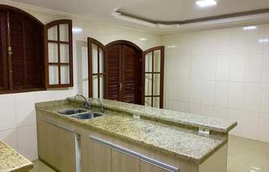 Imagem 9: CASA DE ALTO PADRÃO PARA LOCAÇÃO EM NOVA FRIBURGO