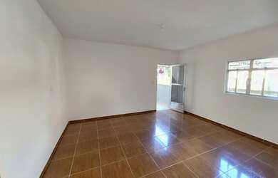 Imagem 2: Apartamento com 2 quartos para alugar, 150 m² por R$ 830/mês - Nova...