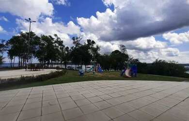 Imagem: O terreno possui 800-0m² de Área e está localizado em Tarumã