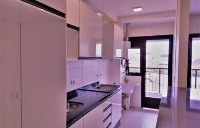 Imagem: O apartamento possui 3 Dormitórios, 2 Banheiros, 1 Vaga na