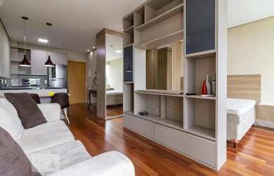 Imagem: O studio possui 1 Dormitório, 1 Banheiro, 1 Vaga na garagem