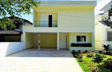 Imagem: A casa em condomínio possui 3 Dormitórios, 5 Banheiros, 4