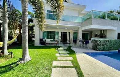 Imagem: A casa em condomínio possui 5 Dormitórios, 5 Banheiros, 5