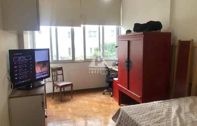 Imagem: A kitnet possui 1 Dormitório, 1 Banheiro, 35m² de Área e